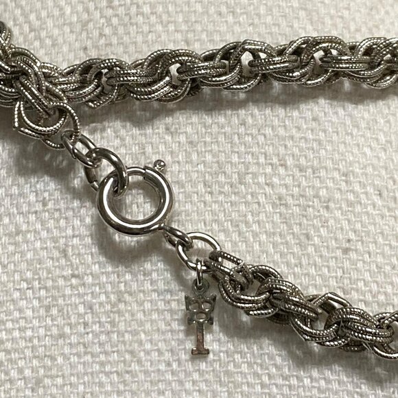 Vintage Crown Trifari Double Ring Chain Necklace 54" Silver Tone Sparkly Bling - Picture 3 of 4